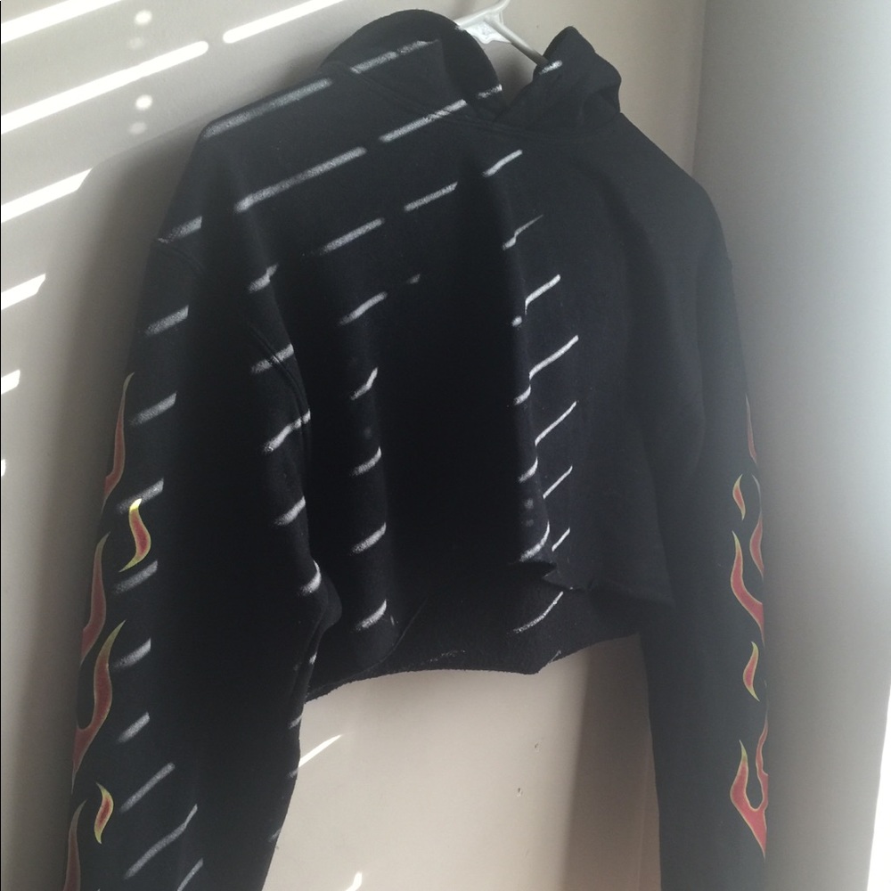 Flames crop too hoodie